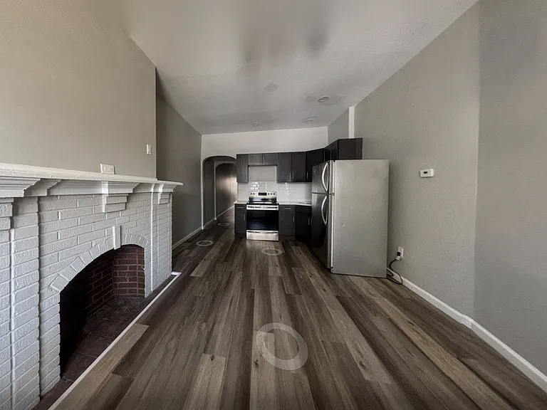 2057 East Allegheny Avenue — Photo 8