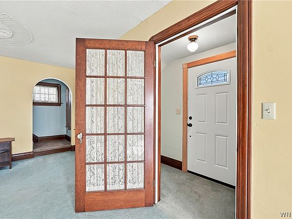 4th image of 2262 River Rd