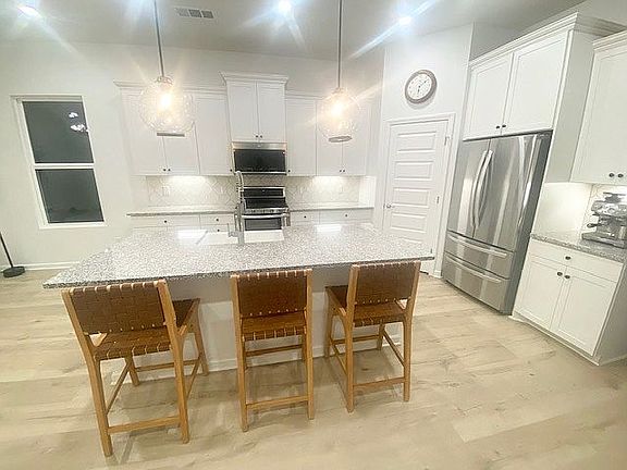 White Cabinet Kitchen