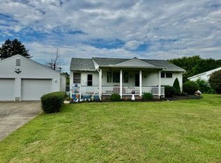 3938 Station Rd, New Castle, PA 16101