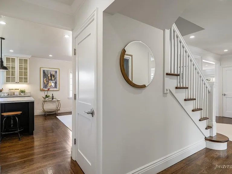 325 Moncada Way — Photo 31
