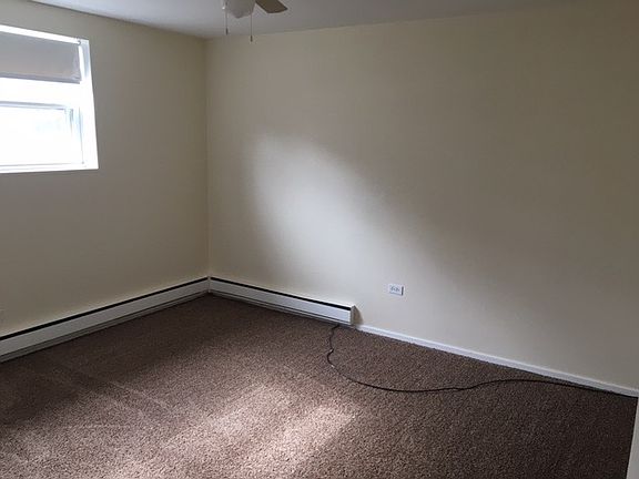 4th image of 518 E Chicago St APT 13