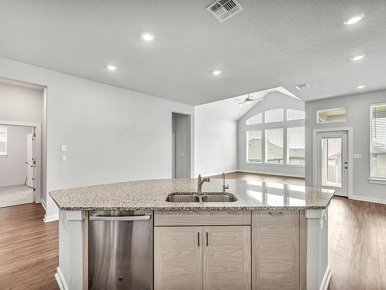 121 High Plains Dr — Photo 7