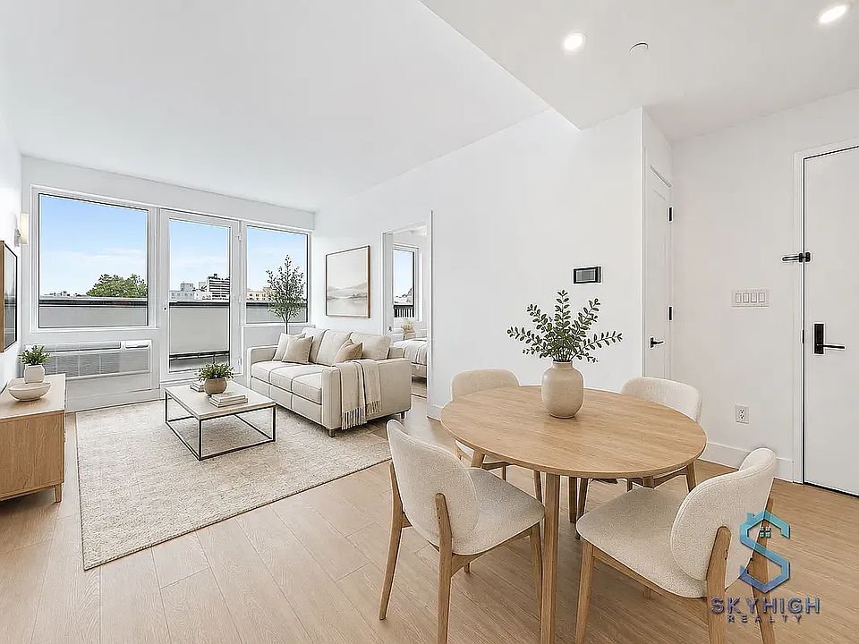 1st image of 798 Lexington Ave #3A
