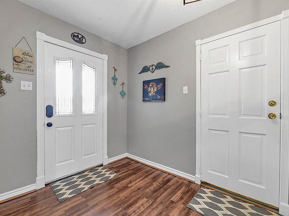 5th image of 12218 Old River Dr