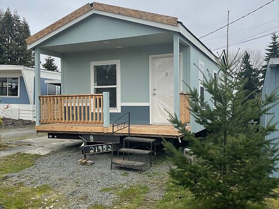 3rd image of 14322 Admiralty Way Unit 74