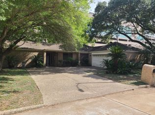 15626 Whitewater Ln, Houston, TX 77079