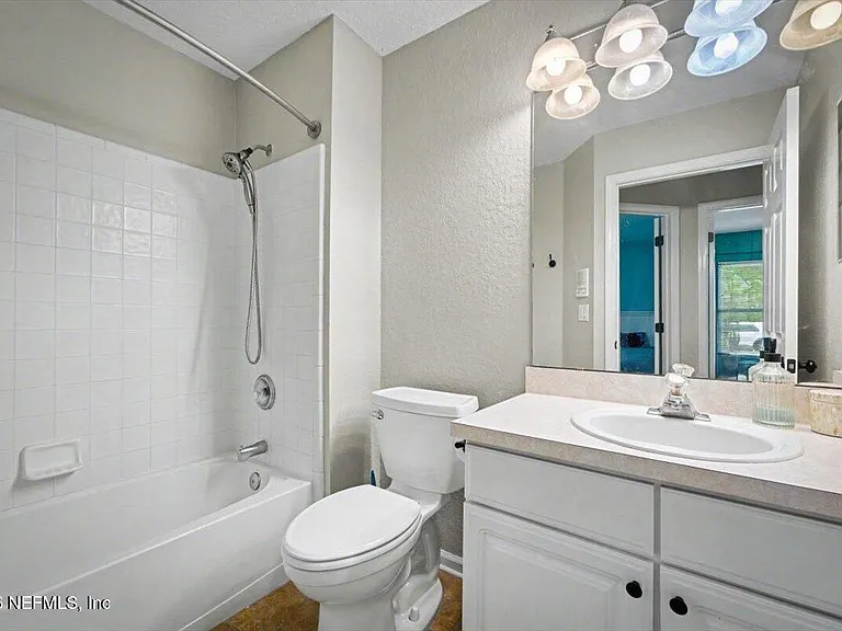 101 Bartram Parke Dr — Photo 25