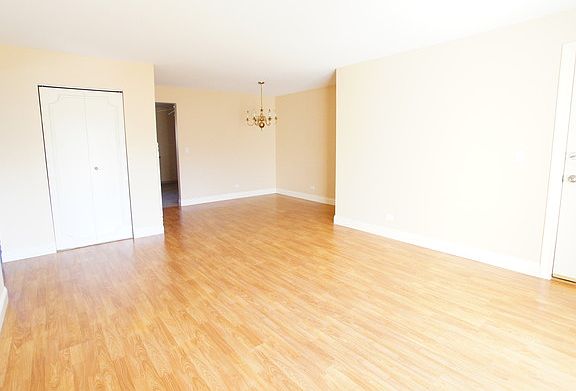 5th image of 9392 Bay Colony Dr APT 3S
