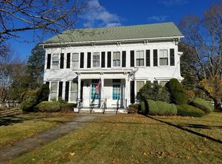 62 Mendon St, Uxbridge, MA 01569