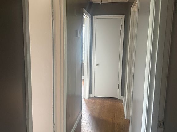 5th image of 40 Locust Ln