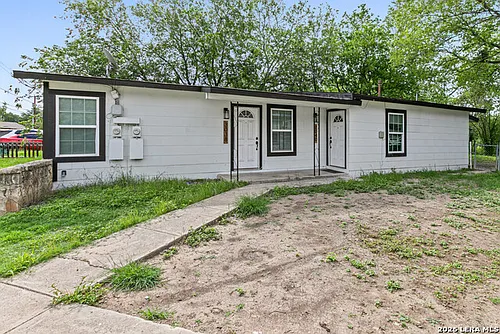3040 Weir Ave Photo 1