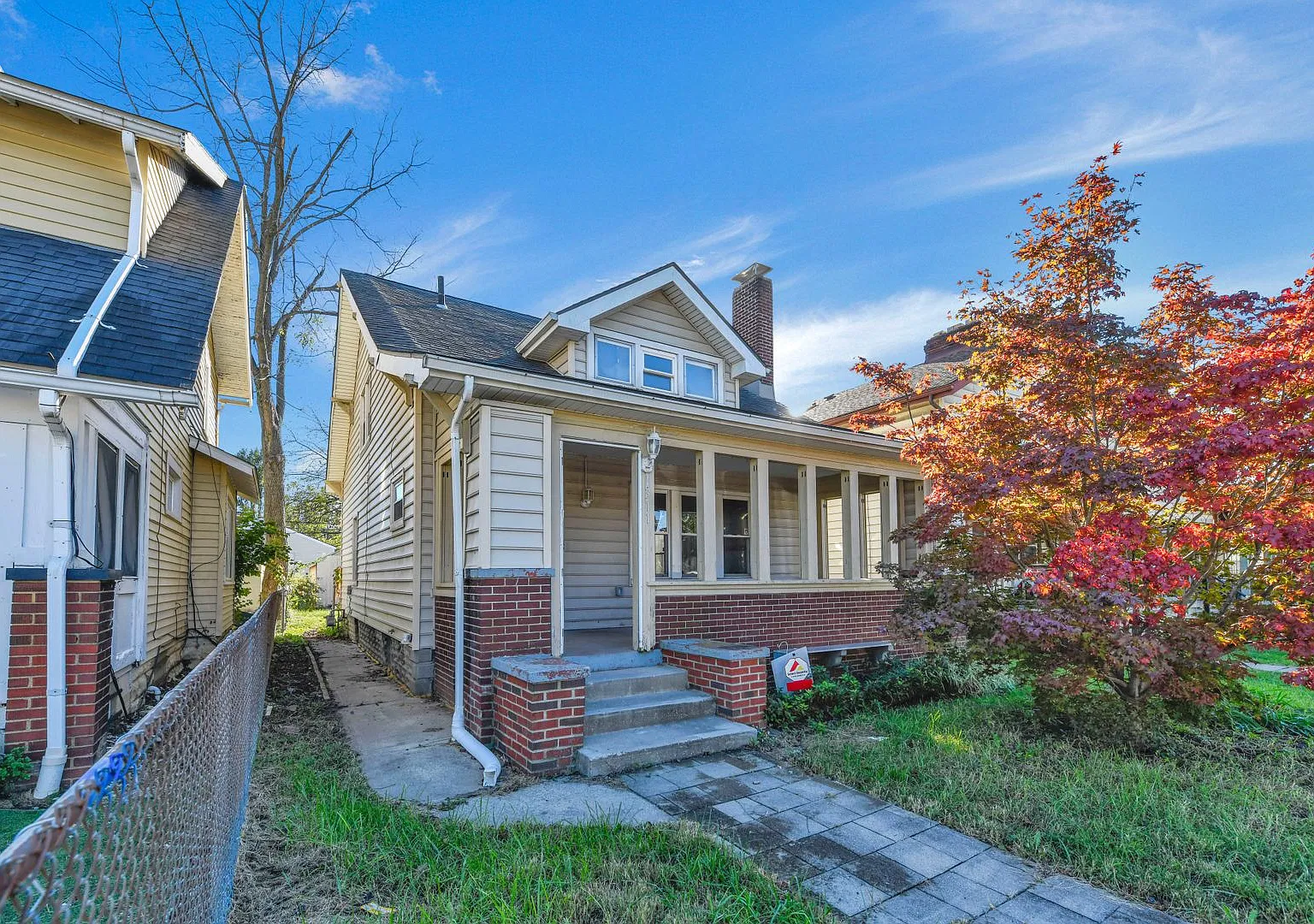 Spacious 3-Bedroom Home with Flexible Bonus Space, Basement & Detached Garage | South Linden | $1... — Photo 1