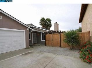 911 Daniel St, Fairfield, CA 94533
