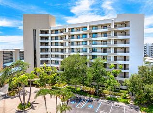 5880 Midnight Pass Rd APT 302, Sarasota, FL 34242