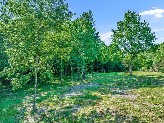 3rd image of 1 Greenfield Estates Dr