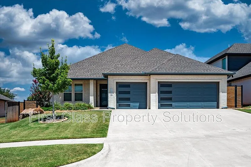 Building Photo - 7317 NW 159th Ter