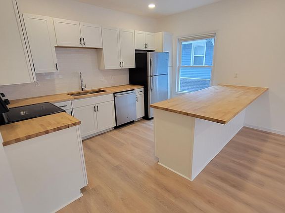 5th image of 91 Prince St #2