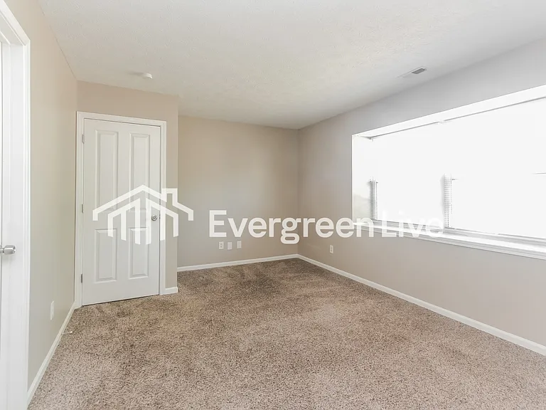 1620 Park Hurst Dr — Photo 8