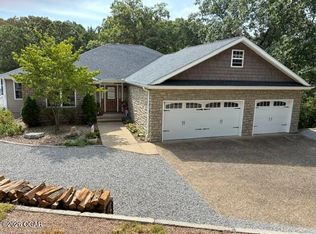 609 Sunrise Hill Rd, Anderson, MO 64831