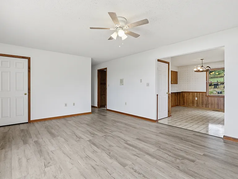 111 Labella Ct — Photo 8