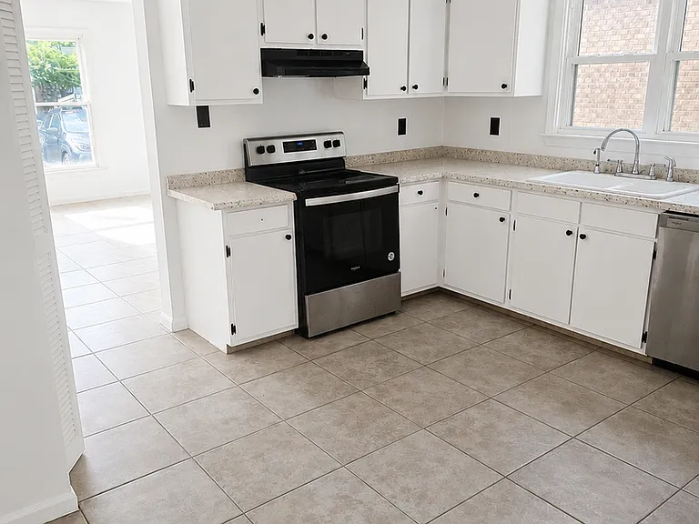 142 Braly Dr — Photo 3