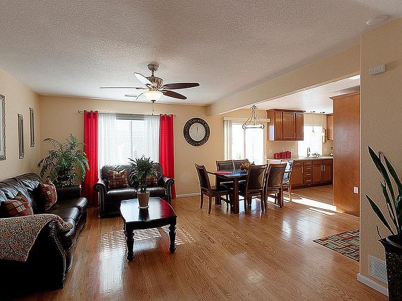 4th image of 18678 E 40th Pl