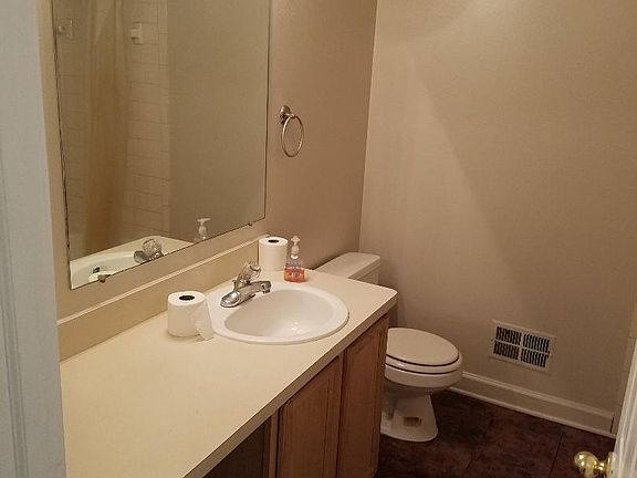 5th image of 34811 Pardo St