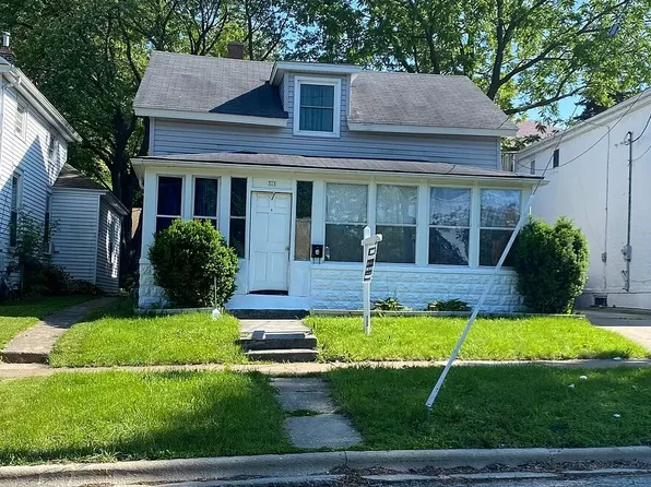 315 Julian St #2, Waukegan, IL 60085