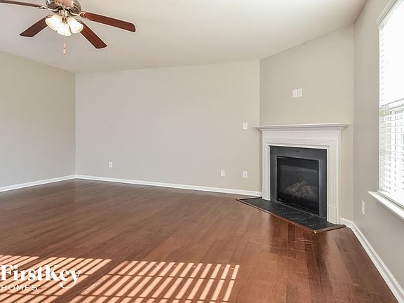 4th image of 706 Nellie Gray Pl