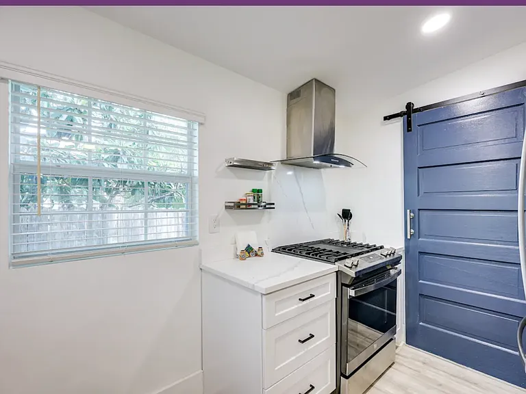 125 Leigh St — Photo 7