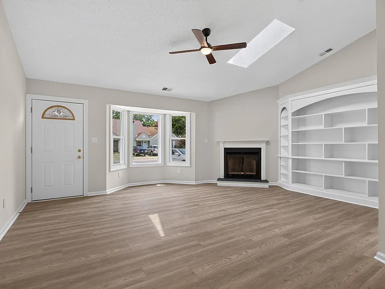 506 Biltmore Dr — Photo 7