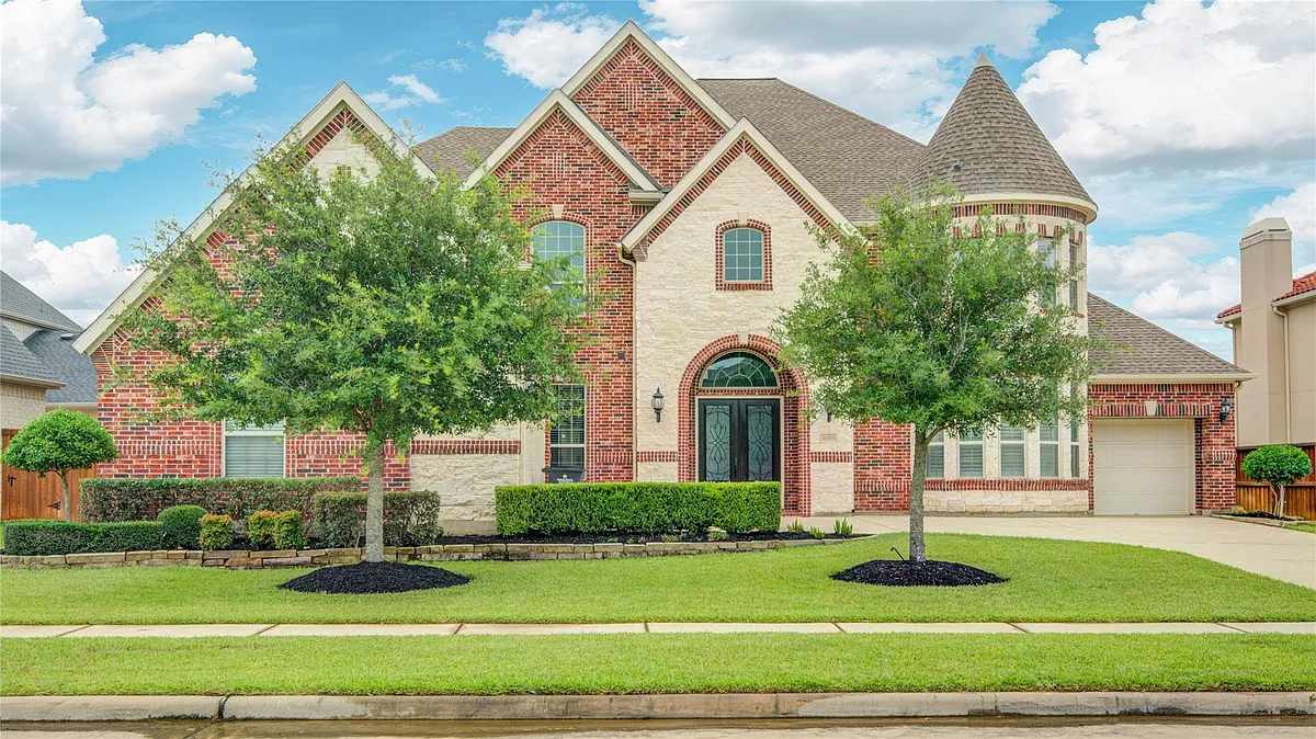 Building Photo - 26510 Crimson Bluff Ln