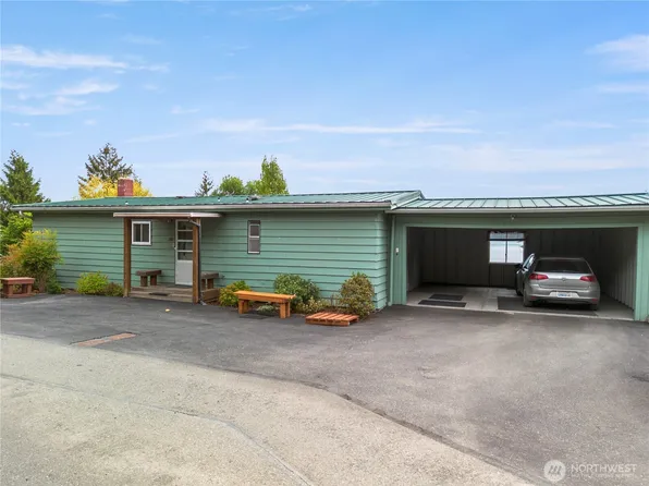 281 N Terrace Road, Hoodsport, WA 98548