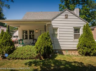 633 Ridgewood Ave, Lansing, MI 48910
