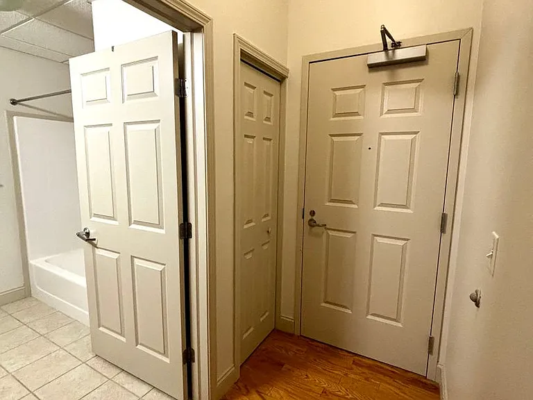 130 E State St #402 — Photo 25