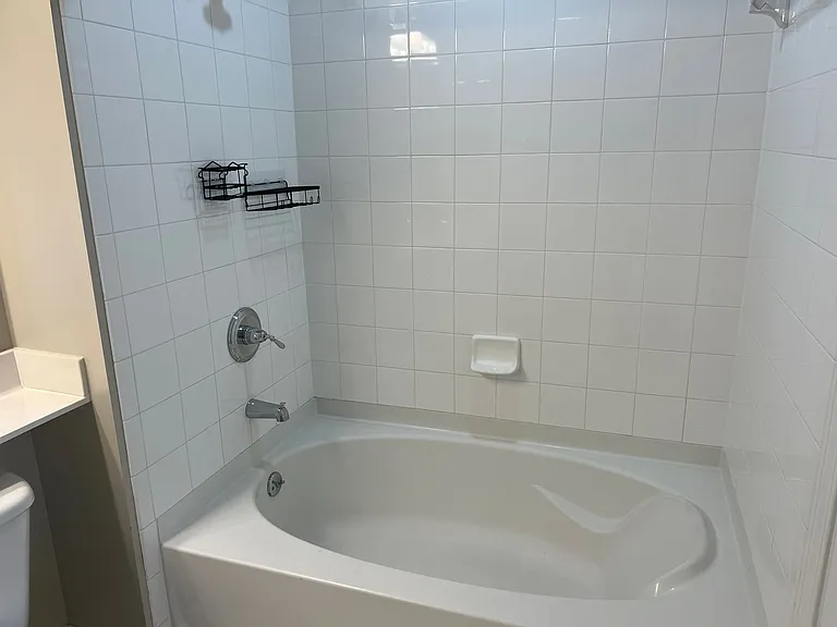 11700 Old Georgetown Rd #606 — Photo 10
