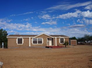 23380 W Staghorn Ln, Congress, AZ 85332