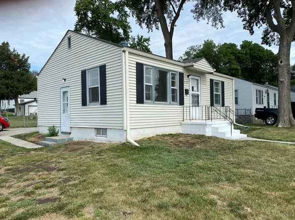 2112 Jefferson St, Bellevue, NE 68005