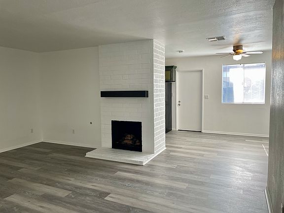 3rd image of 4716 Aberdeen St