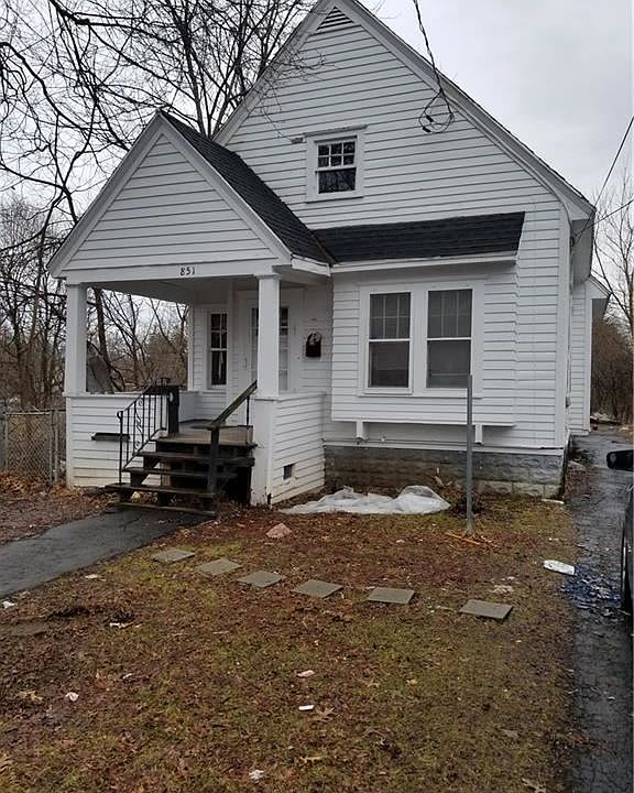 1st image of 851 W Lafayette Ave