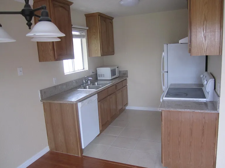 11189 Kelowna Rd #56 — Photo 4