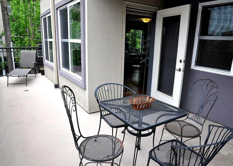 Large wraparound balcony