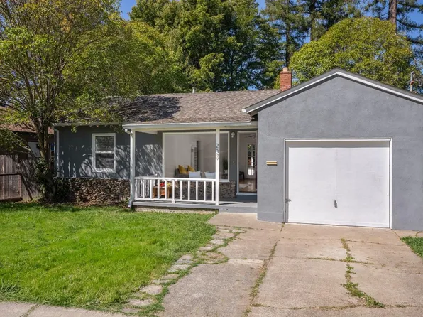 237 S Montgomery Street, Napa, CA 94559