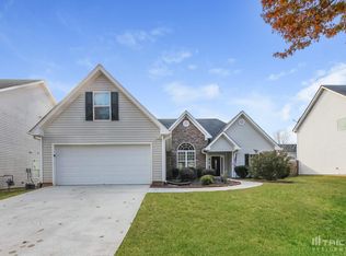 1805 Stephens Pond Vw, Loganville, GA 30052