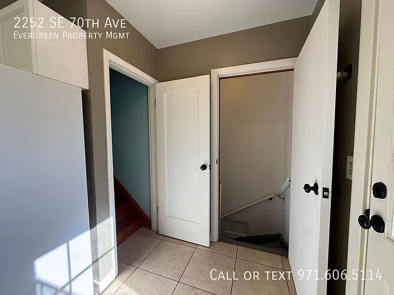 2252 SE 70th Ave — Photo 21