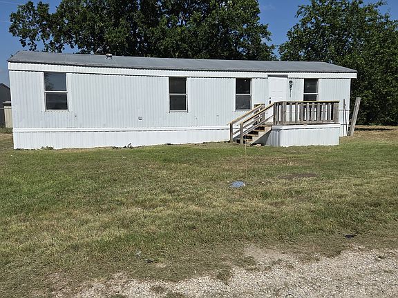 2nd image of 3810 Rowland Rd