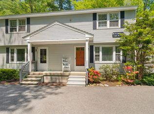 96 Granite St, Londonderry, NH 03053