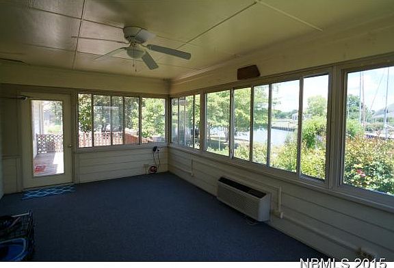 5th image of 900 Grenada Ct