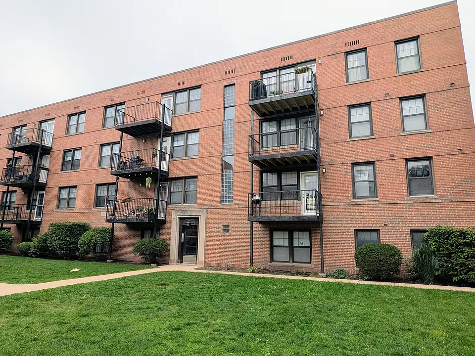 5232 N Campbell Ave #1B